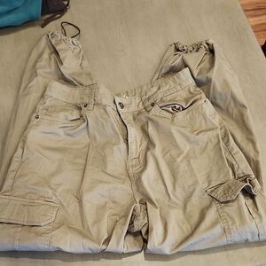 💙 Jeaniology -  LIKE NEW Khaki Cargo Pants